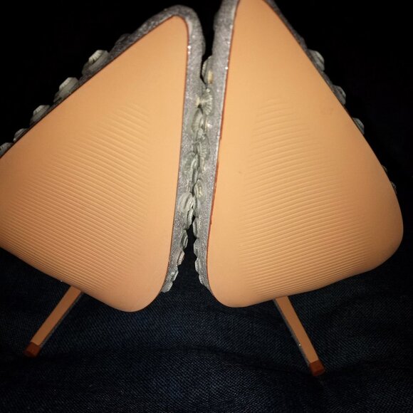 AZALEA WANG " ALL ABOUT ME " RHINESTONE EMBELLISHED PUMP IN SILVER ( BRAND NEW - Picture 7 of 7